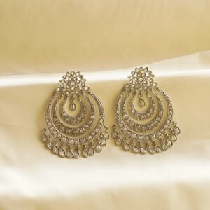 golden luxe bridal chandelier earrings | karra de