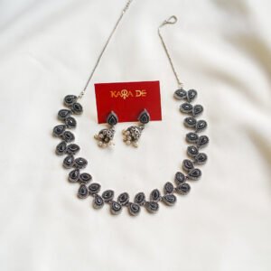 black leaf motif oxidised necklace set – karra de