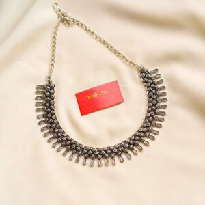 fine carved oxidised mini‑drop necklace – karra de